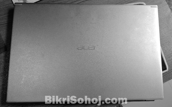 Acer 11th Gen i5-1135G7 515gb ssd